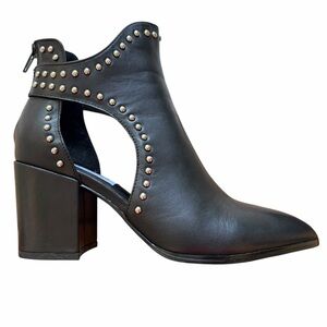 Steve Madden Booties 7.5 NWOB